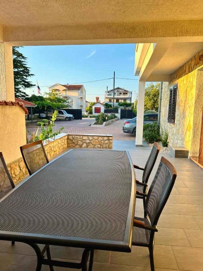 Apartmani Svemir Drage Bagian luar foto