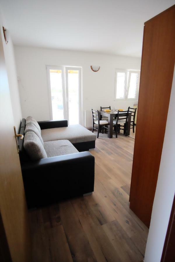 Apartmani Svemir Drage Bagian luar foto